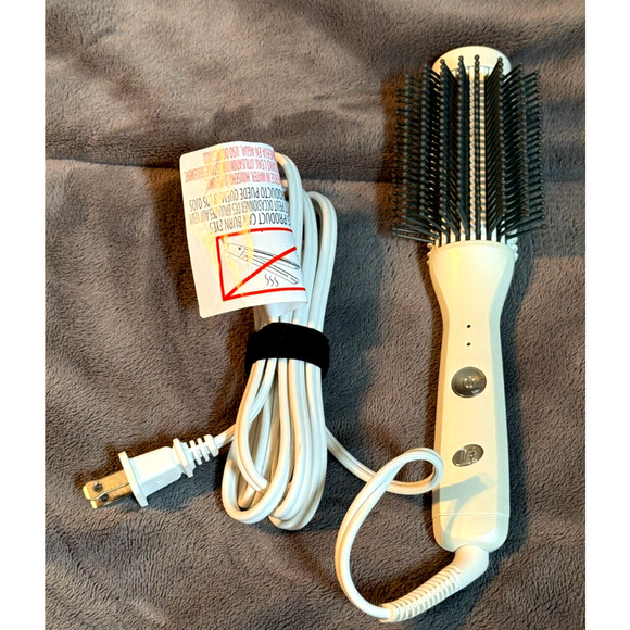 T3 Model 76600 Volumizer Heated Hair Styling Straightening Brush Without Box - Picture 1 of 8
